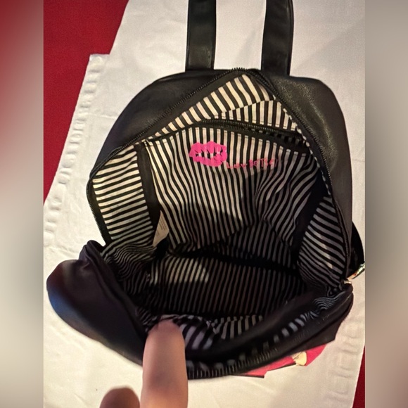 Betsy Johnson Black Pink Quilted Backpack 12”x14” Pink Bow Gold Buckle Strap BAG main image 13